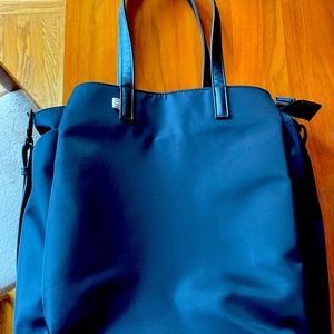 BEIS The Commuter Tote in Black